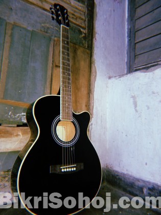 Axe pure acoustic guitar for sell